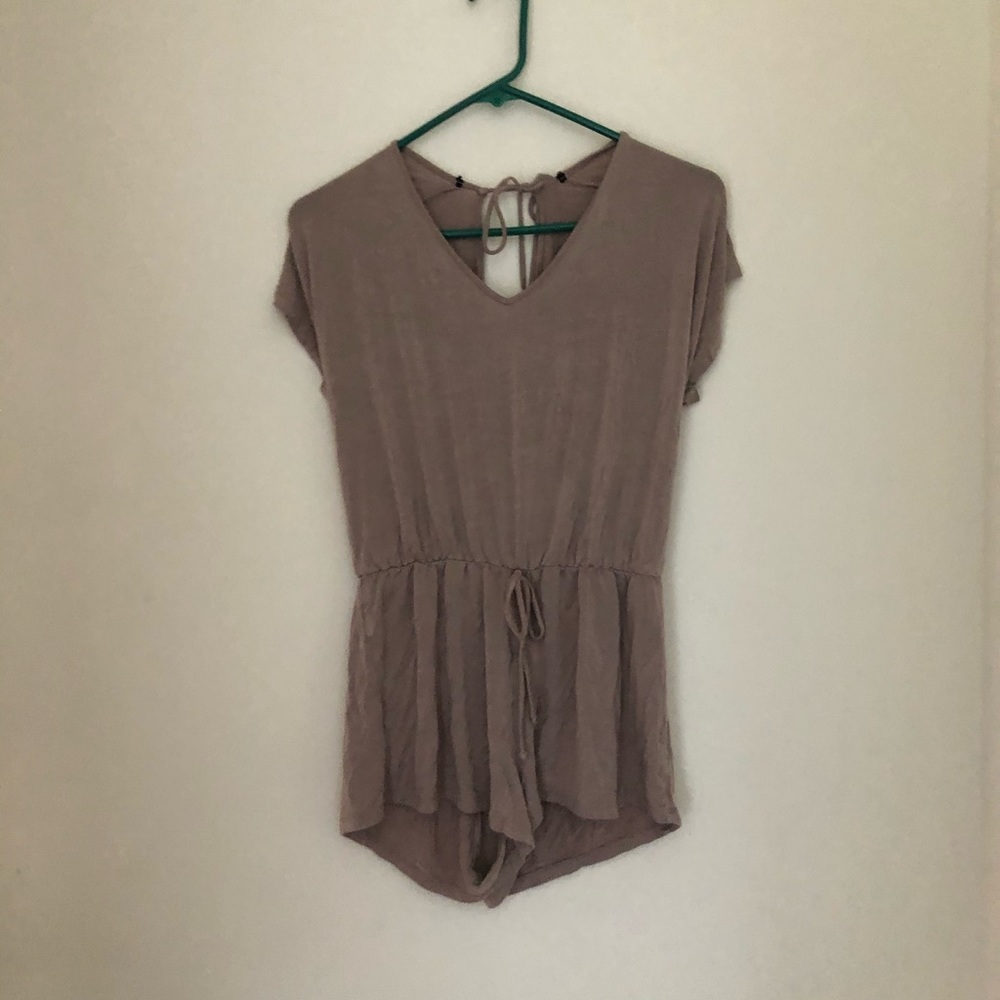 Romper - Picture 2 of 2